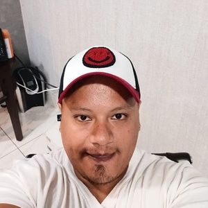 Meet your Posher, Diego